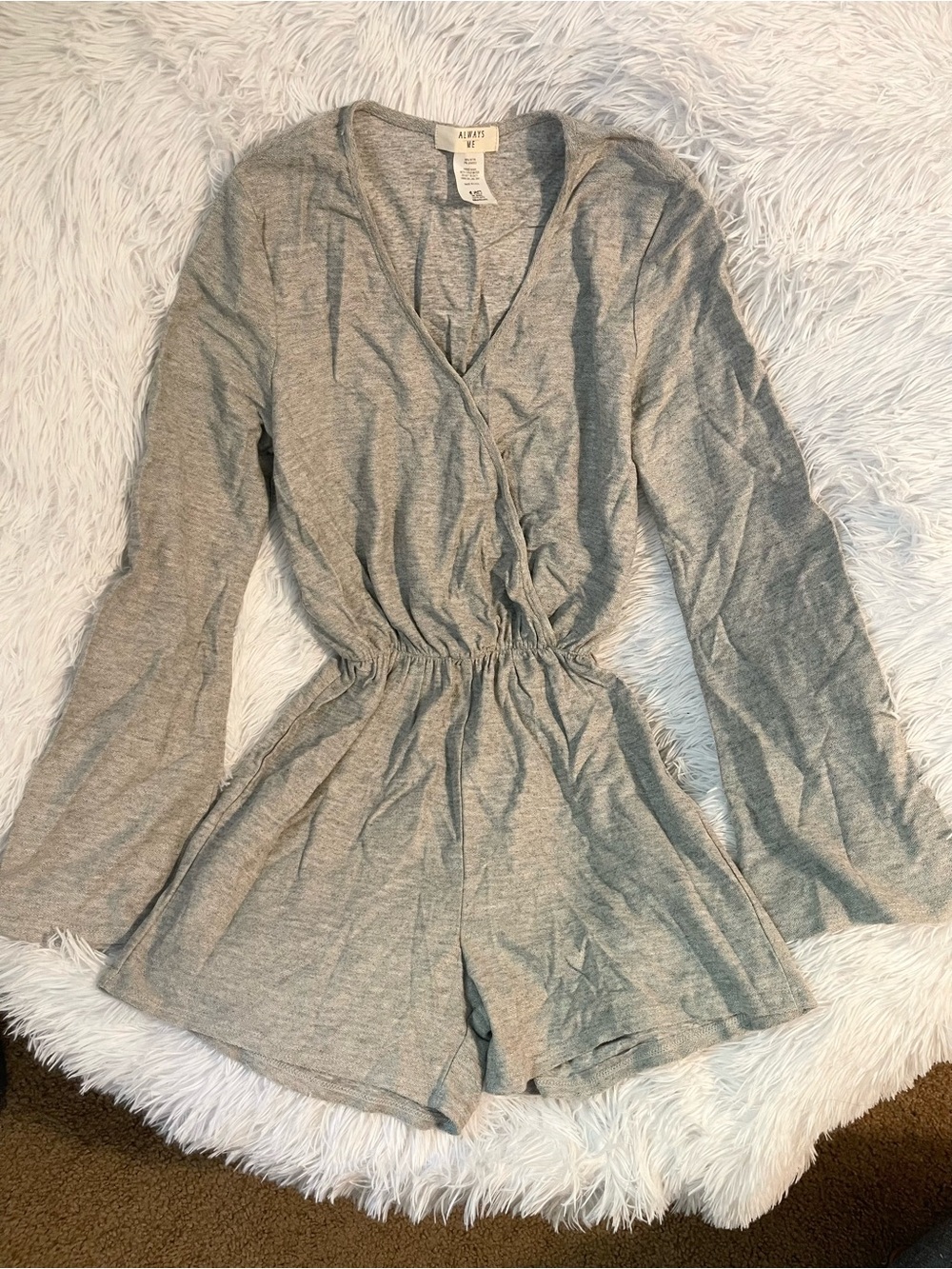 Comfy gray flared sleeves simple romper